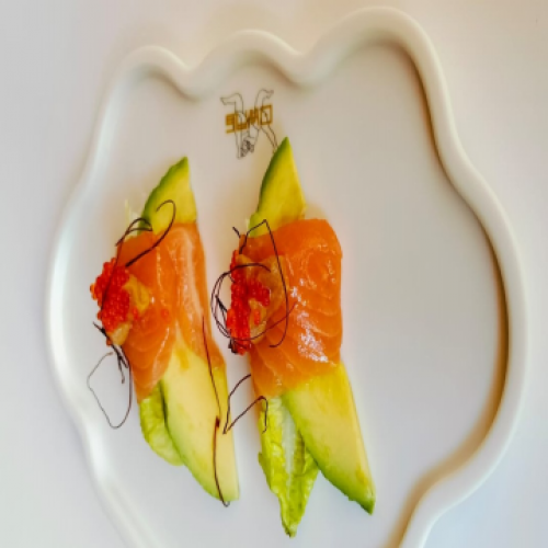 Rollito De Salmon Y Aguacate