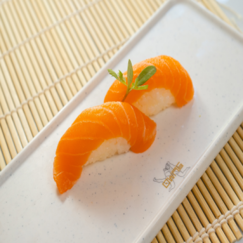 Nigiri De Salmon