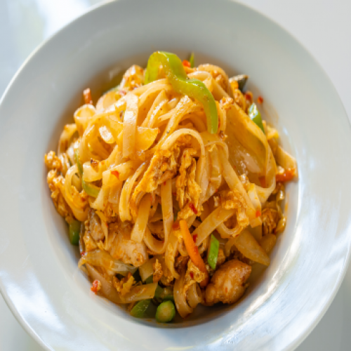 Pad Thai Con Salsa Picante